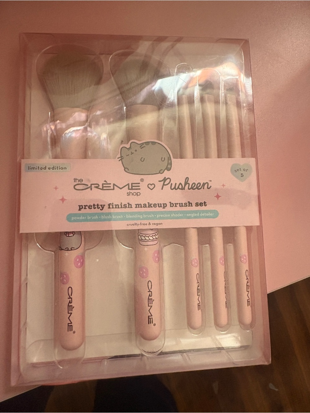 Hello Kitty Pink and Gold Aromatherapy Bath Crystals + bundle - Picture 5 of 9